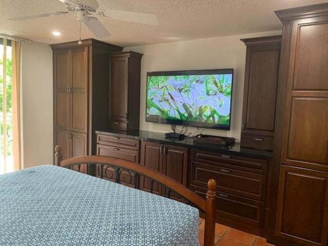 Beautifully Renovated Summer Of 2020 Come And Enjoy This Lovely Unit Key West Esterno foto