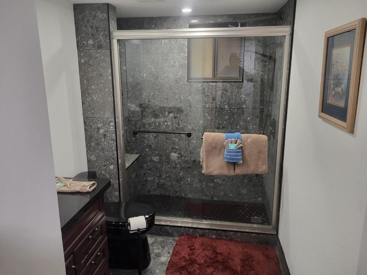 Beautifully Renovated Summer Of 2020 Come And Enjoy This Lovely Unit Key West Esterno foto