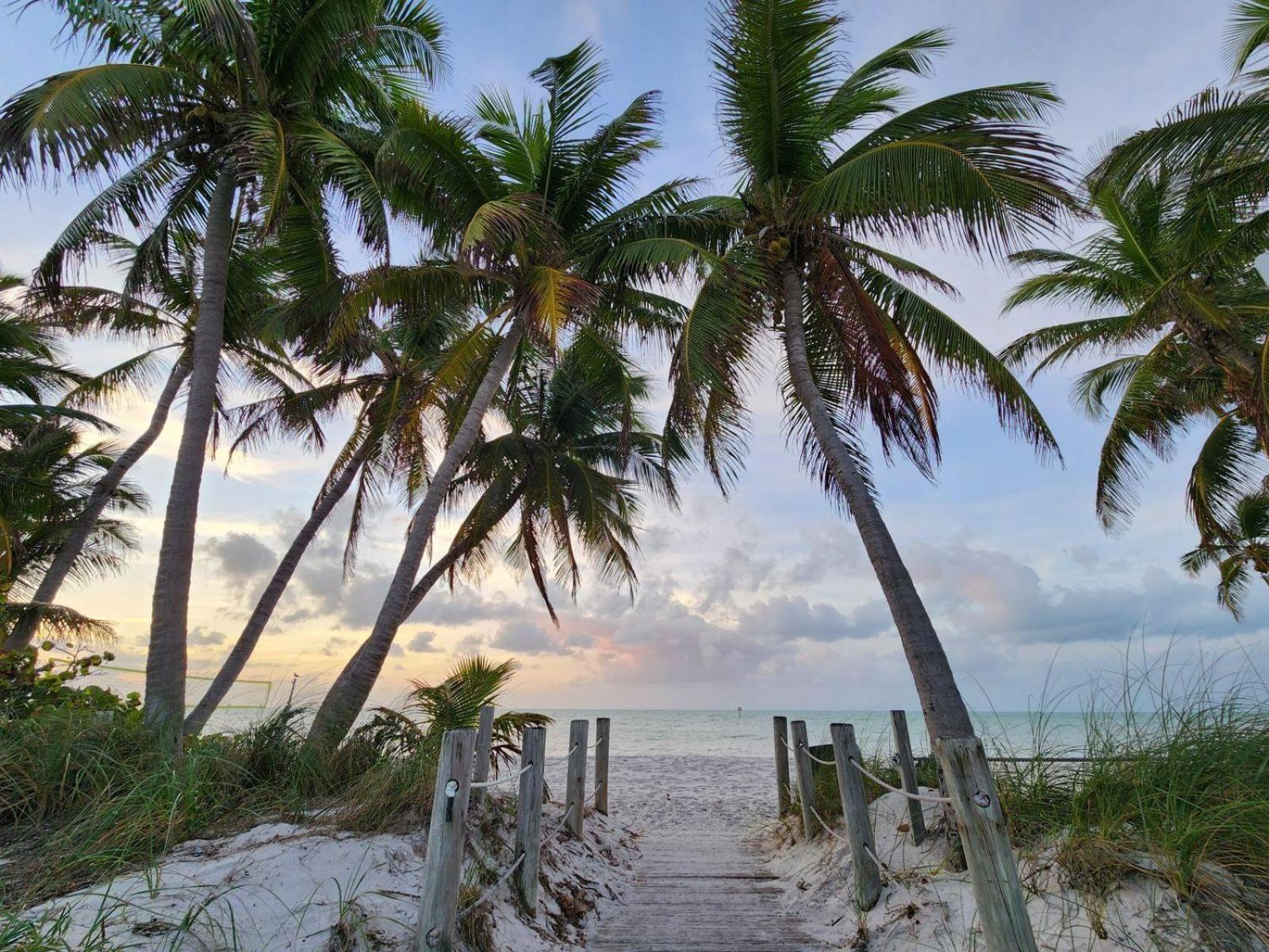 Beautifully Renovated Summer Of 2020 Come And Enjoy This Lovely Unit Key West Esterno foto